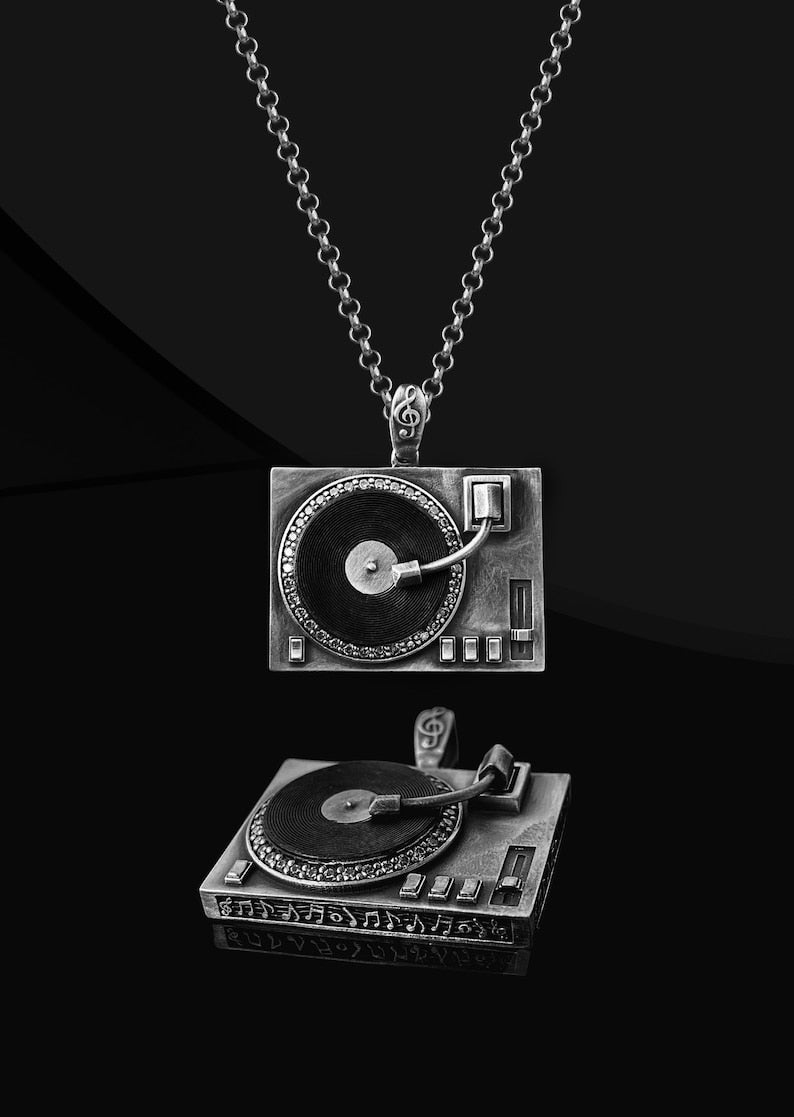 DJ Turntable Pendant Necklace in 925 Sterling Silver