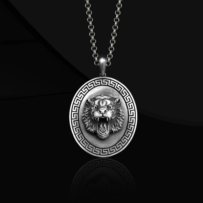 Roaring Lion Medallion Necklace in 925 Sterling Silver
