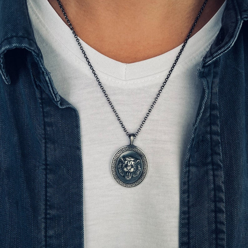 Roaring Lion Medallion Necklace in 925 Sterling Silver