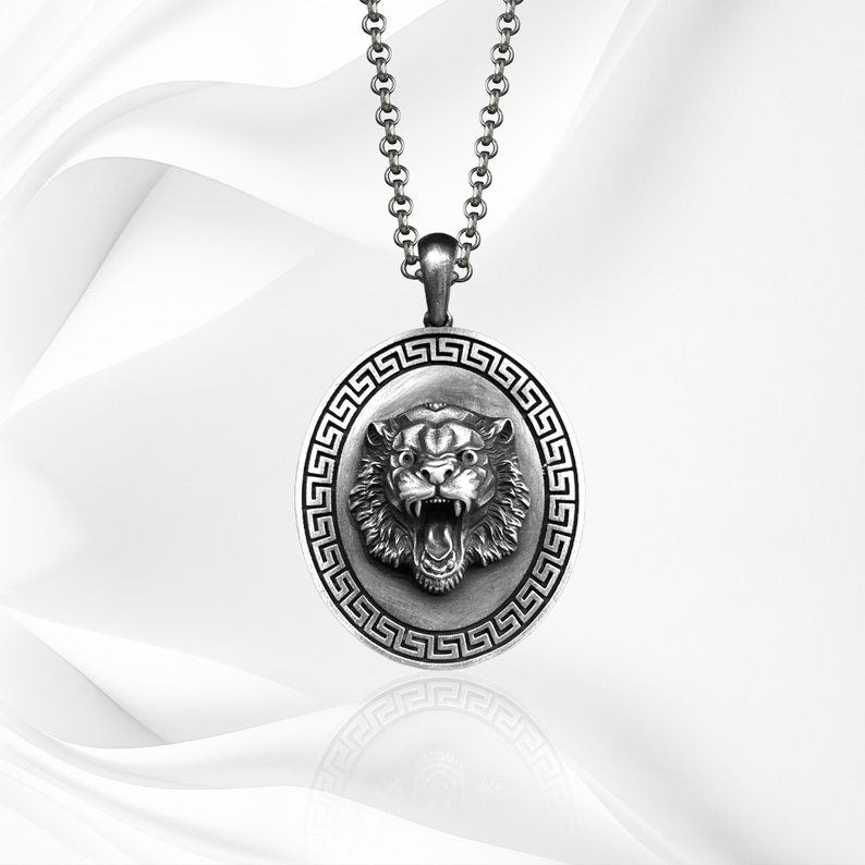 Roaring Lion Medallion Necklace in 925 Sterling Silver